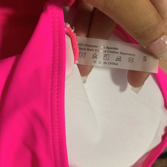 Bathing suite - Picture 5 of 5